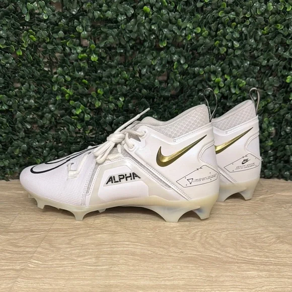 Nike Alpha Menace Pro 3 “White Gold” - M10 White Unisex Size M10 (W11.5) Nike Huarache 9 Elite Mid Top  main image 3